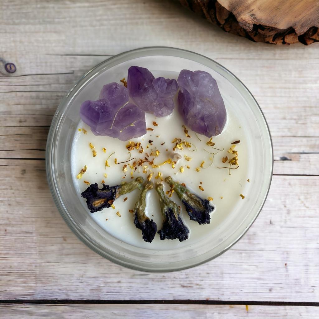 100% Soy Candle Lavender Eucalyptus + Amethyst