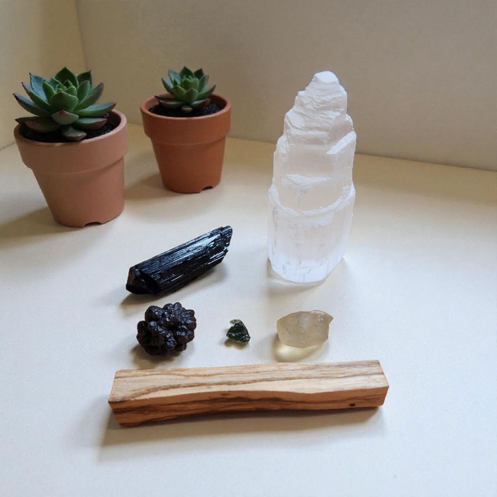 Sacred Gems – Moldavite Celestial Ascension Kit – Standard Edition full contents flat lay [variant:standard]
