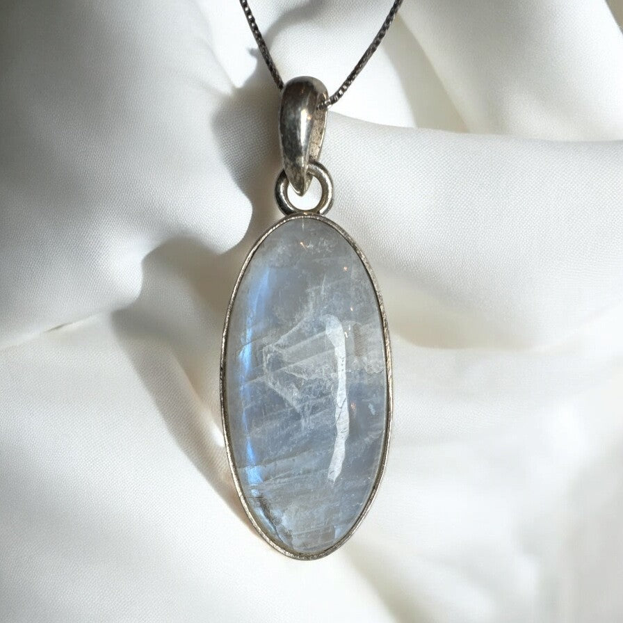 Rainbow Moonstone 925 Silver Pendant RM2